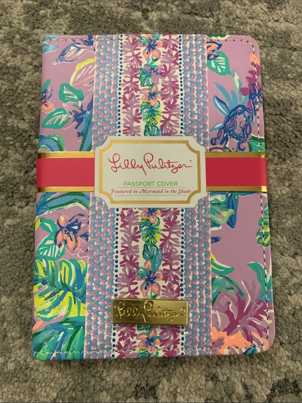 Lilly Pulitzer Lavender Floral Passport Cover with Tropical Accents - Picture 1 of 2